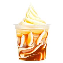 Sundae Softijscup Caramelsaus DOMINI 12x150gr